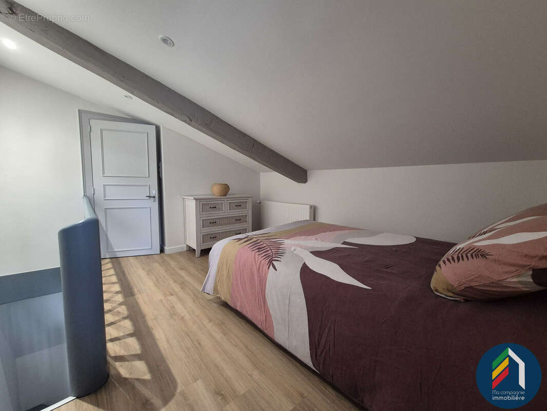 Maison à POUZAUGES