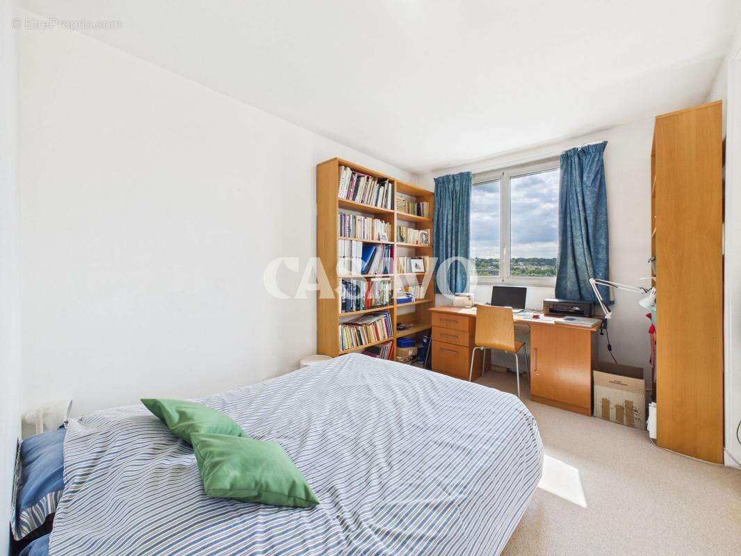 Vente Appartement 4 pièces de 75m² - 92210 Saint-Cloud - photo 9