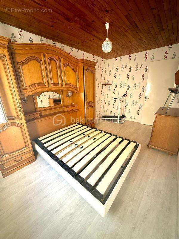 Maison à NOIRETABLE