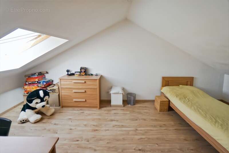 Maison à MONTREUIL-BELLAY