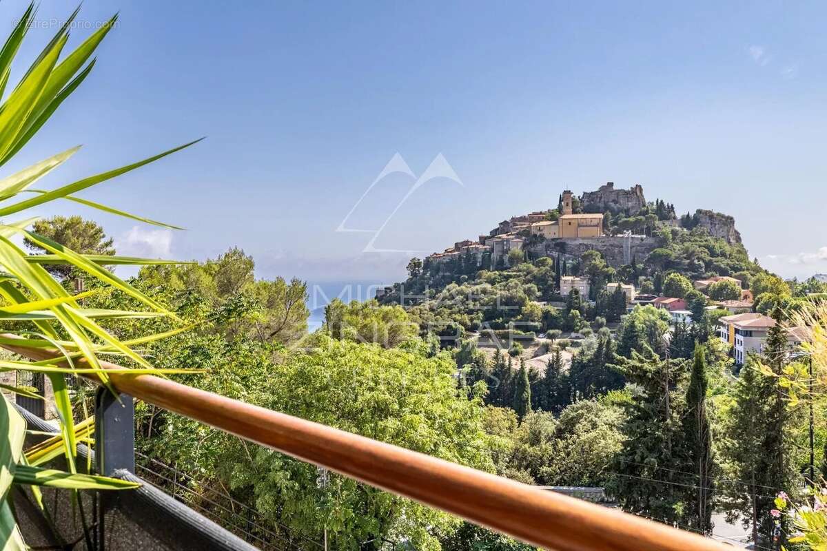 Appartement à EZE
