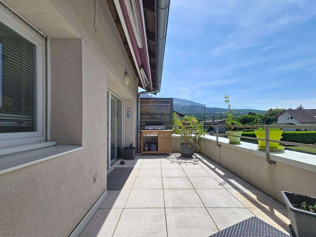 Appartement à AMANCY