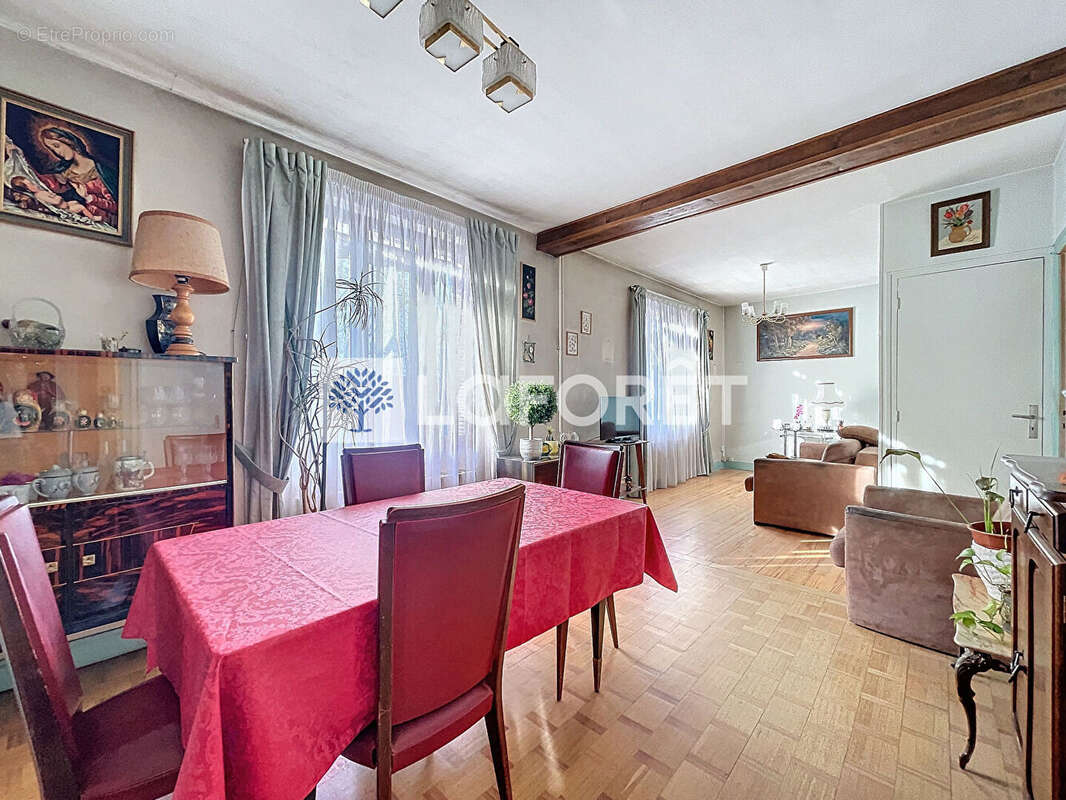 Maison à BOURGOIN-JALLIEU