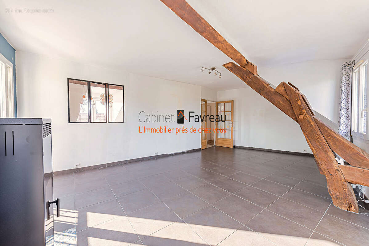 Appartement à SAINT-CYR-L&#039;ECOLE