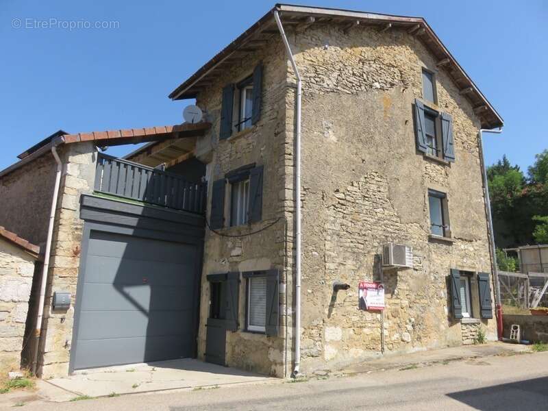 Maison à vendre 5 pièces ORDONNAZ (01) - photo 8