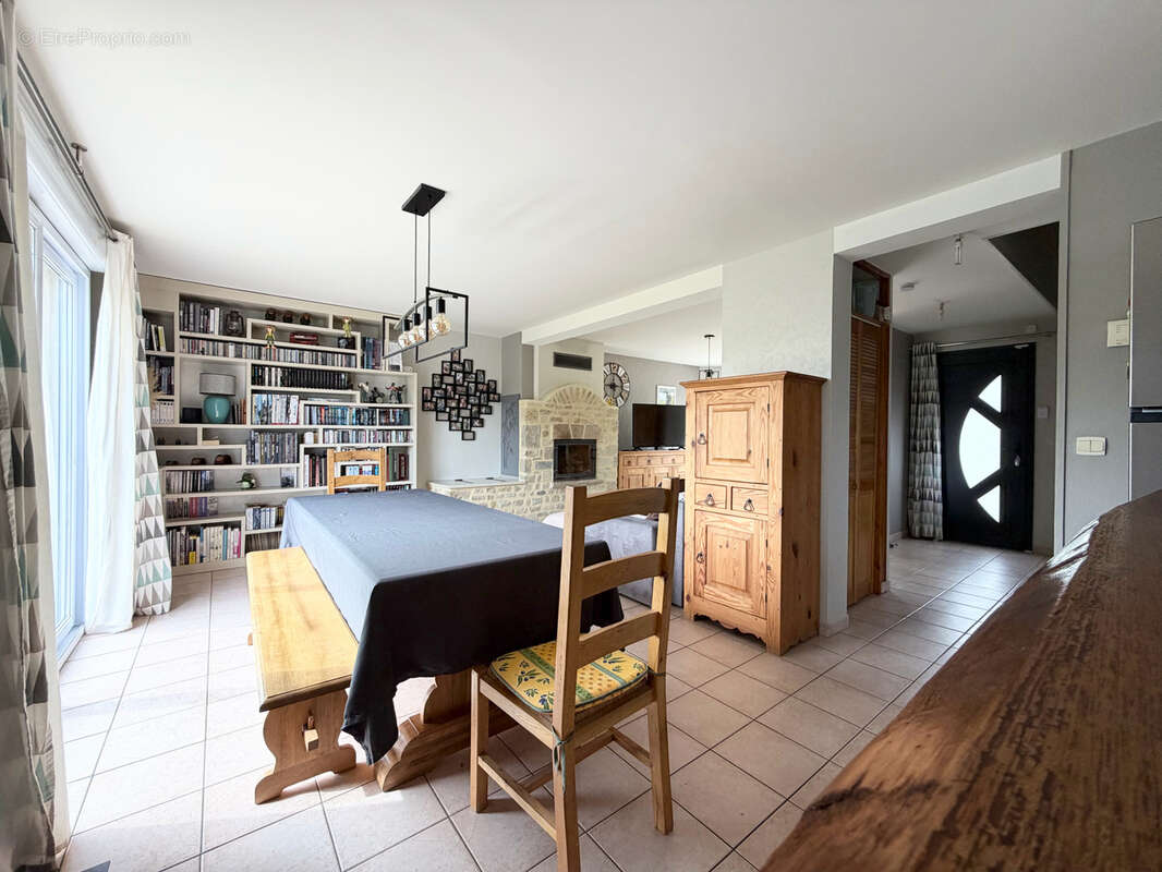 Maison à EROUDEVILLE