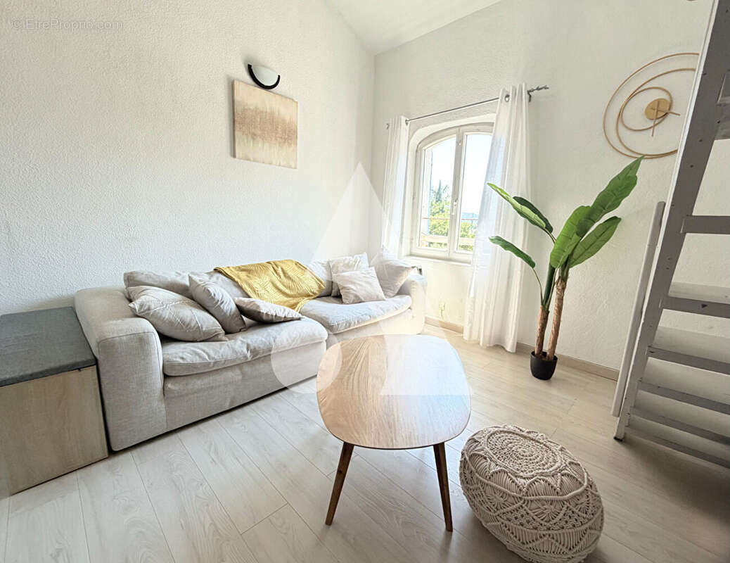 Appartement à CADENET