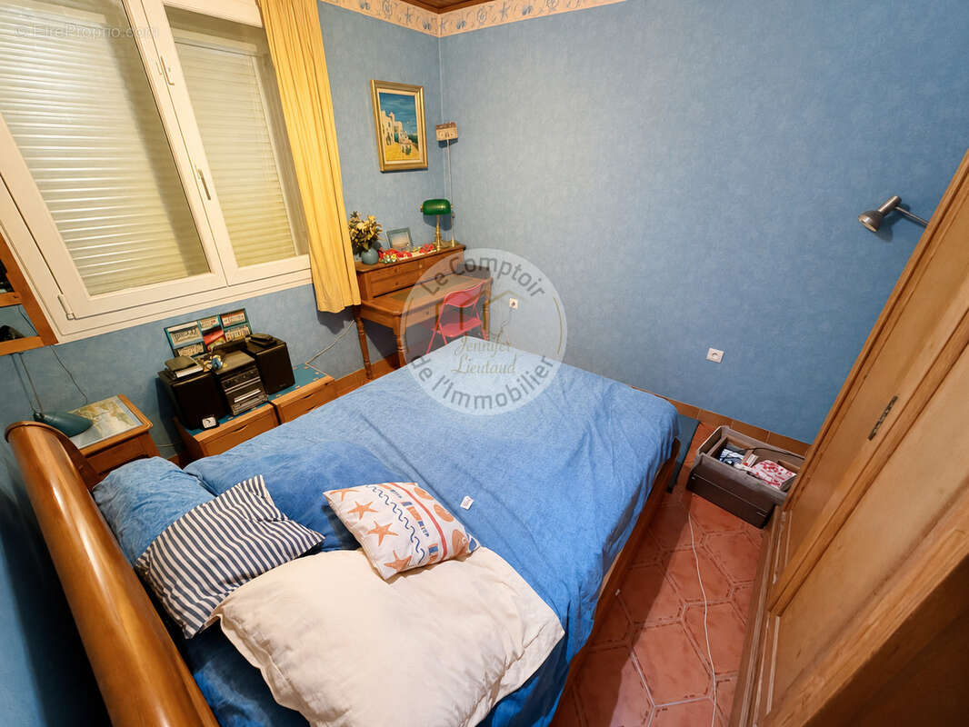 Sainte marguerite: maison de caractère avec piscine   emplacement d'exception ! - photo 11