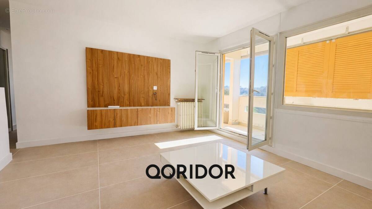 Appartement à LYON-9E