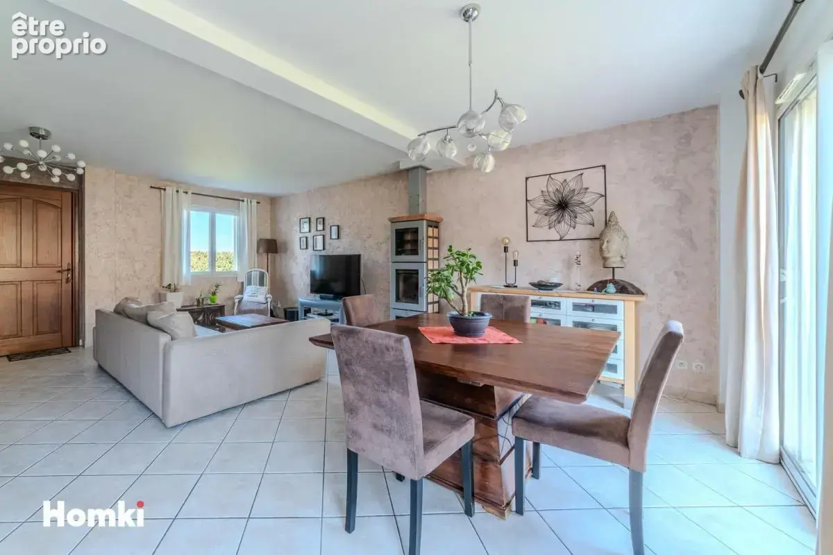 Maison/Villa T5 de 125 m² à Éveux 69210 - photo 7