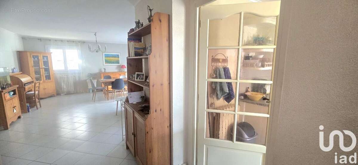 Photo 5 - Maison à MONTBAZIN