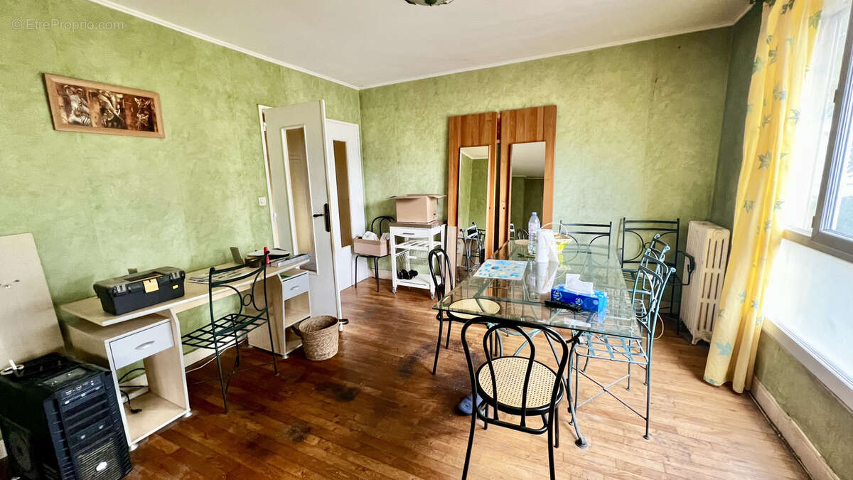 Appartement à RUEIL-MALMAISON