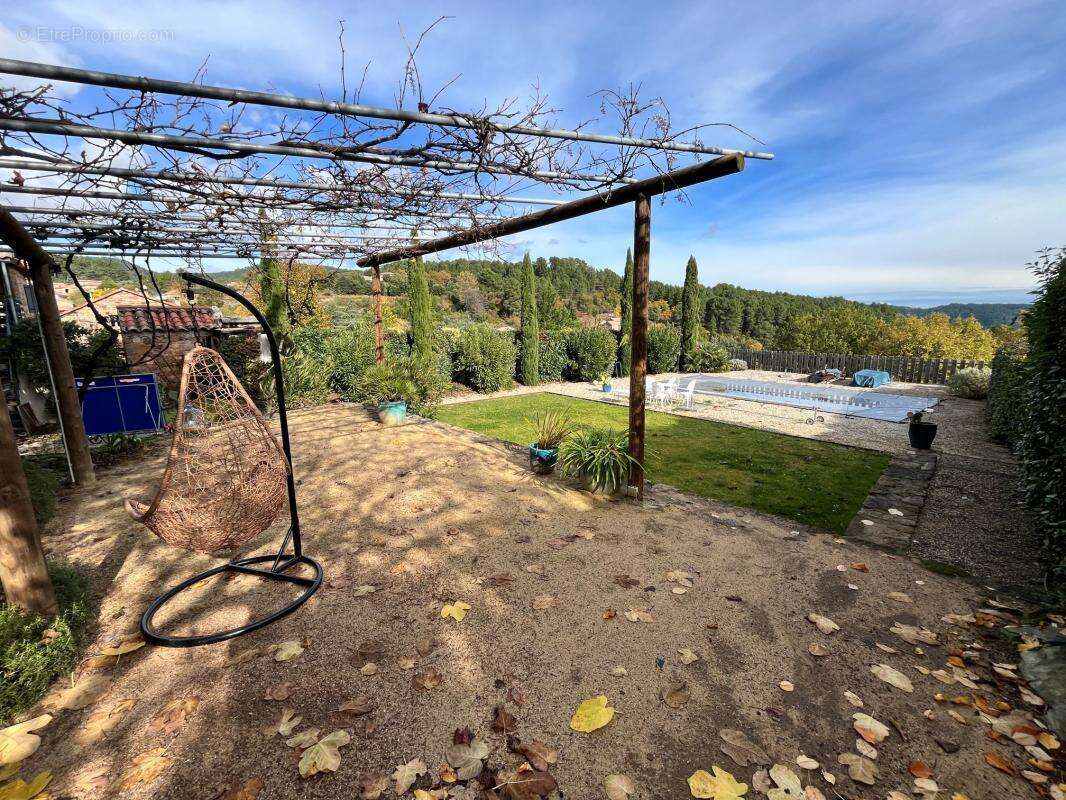 Maison à LES SALELLES