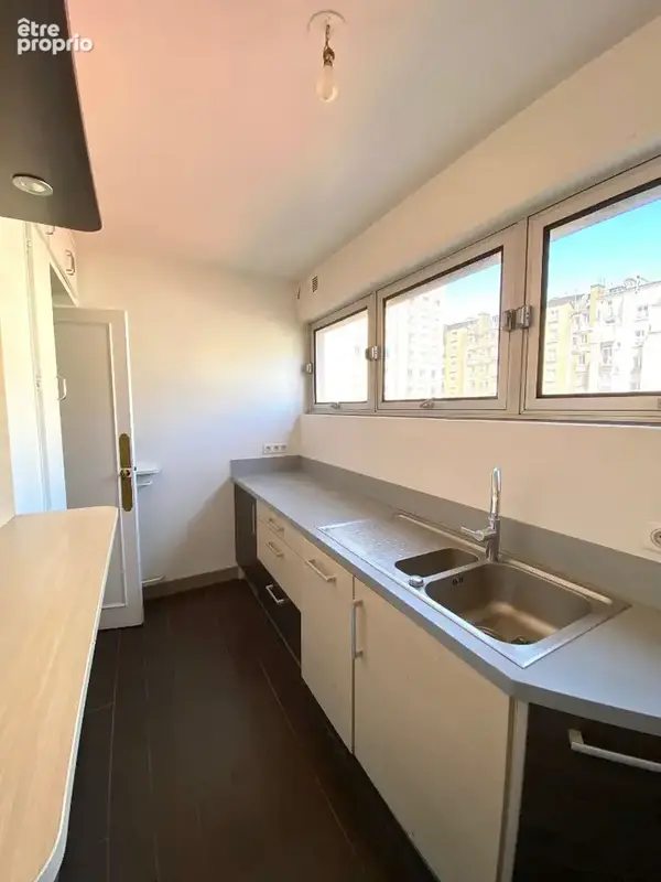 Cambronne, 2 P 56,59 m²+ balcon 4 m² - photo 6
