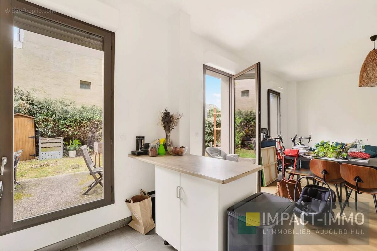 Appartement à NANTERRE