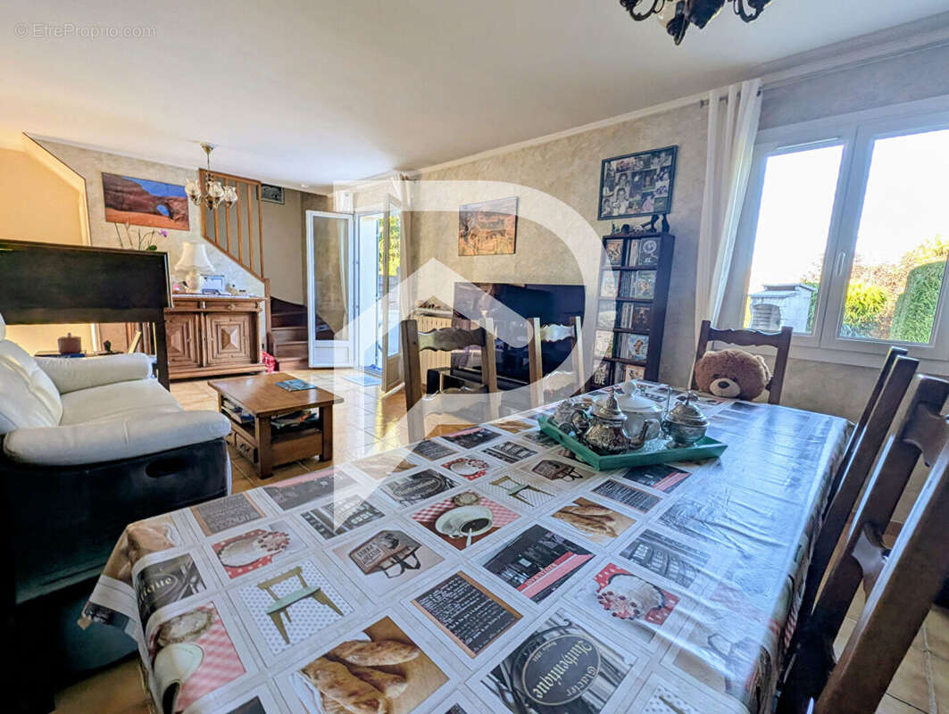 Maison à ANDEVILLE