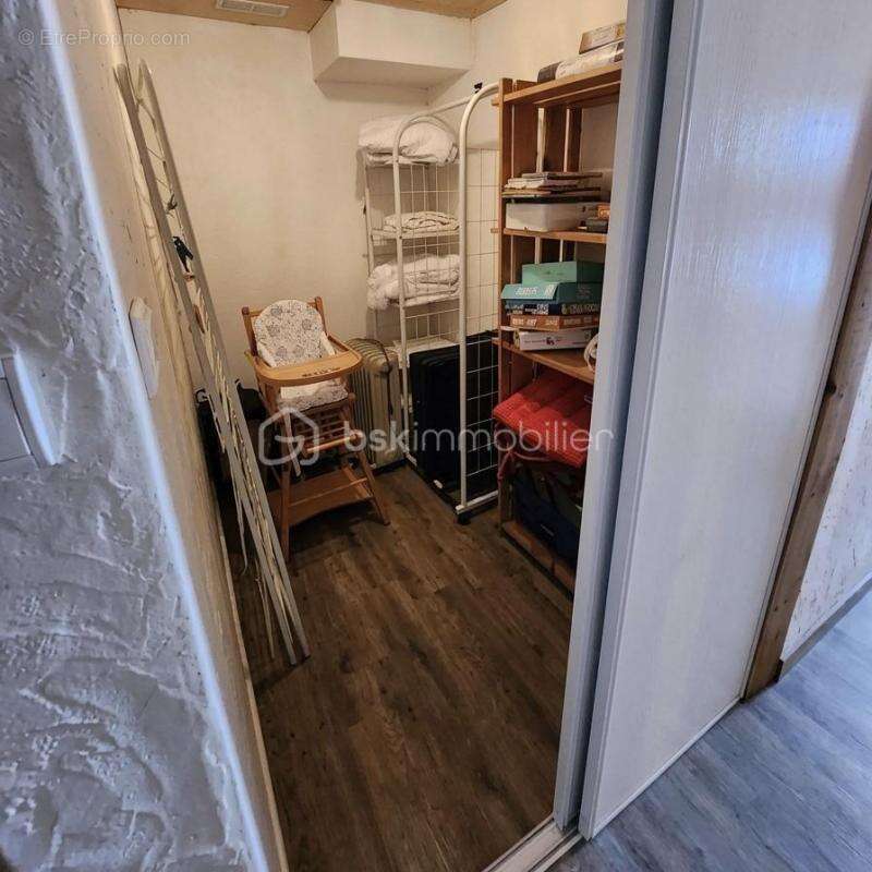 Appartement à EAUX-BONNES
