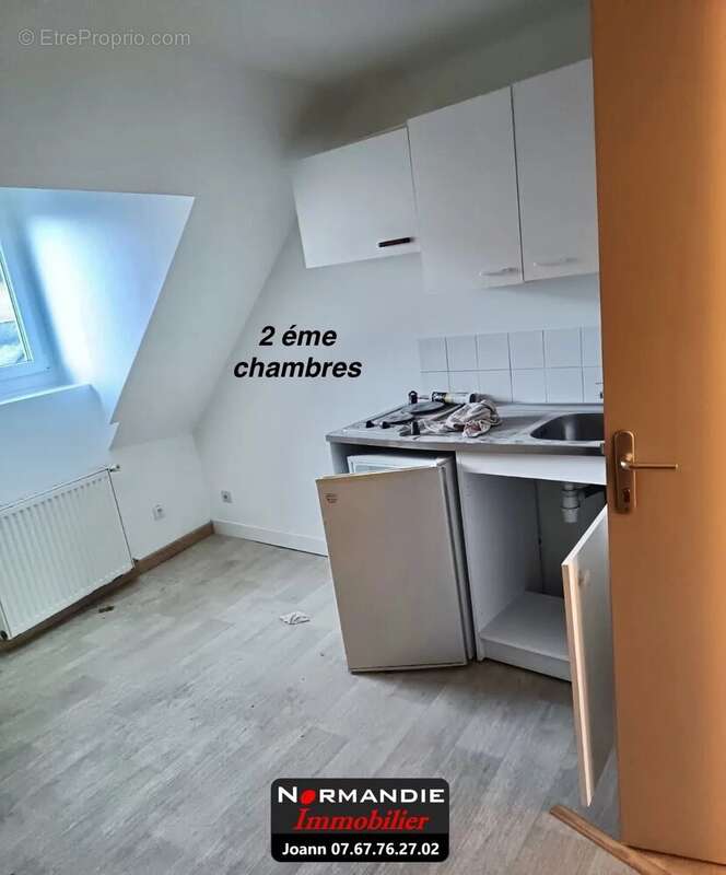 Commerce à MALAUNAY