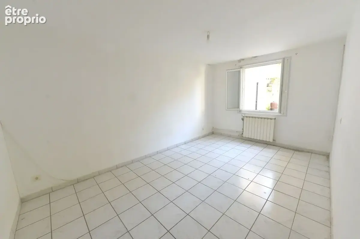 Appartement 69 m² à Saint-Georges-De-Didonne  - photo 4