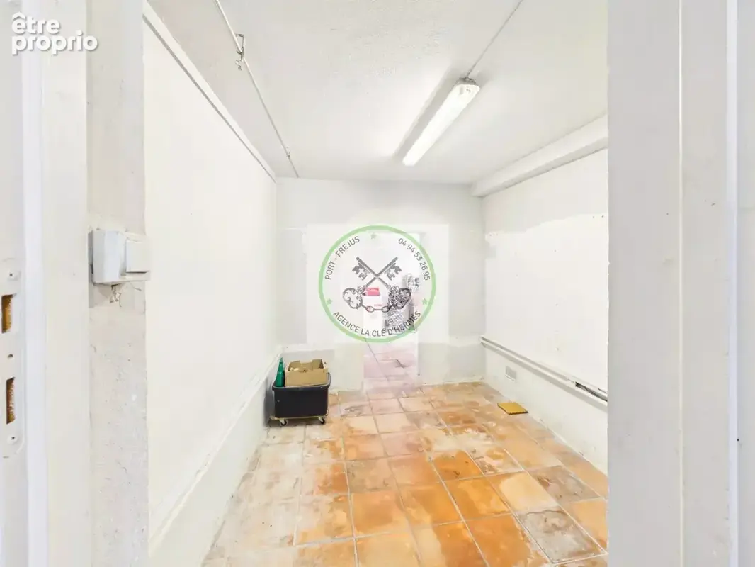 Appartement loft ou commerce   saint raphael centre - photo 18