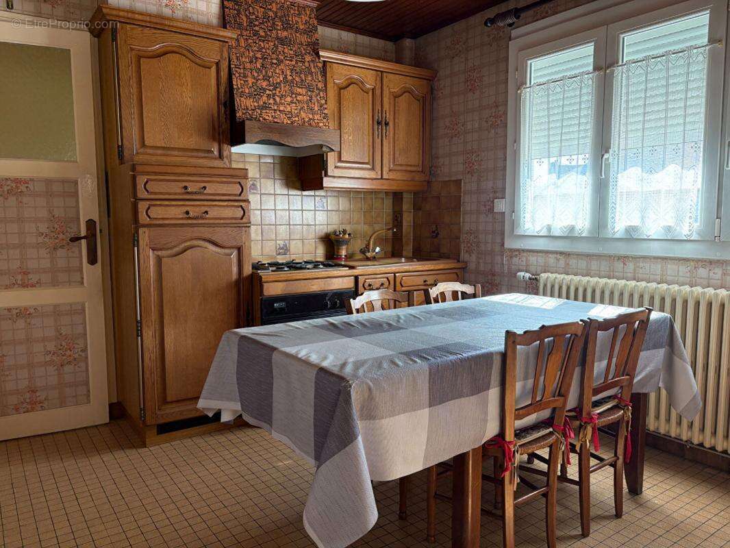 Maison à SABLE-SUR-SARTHE