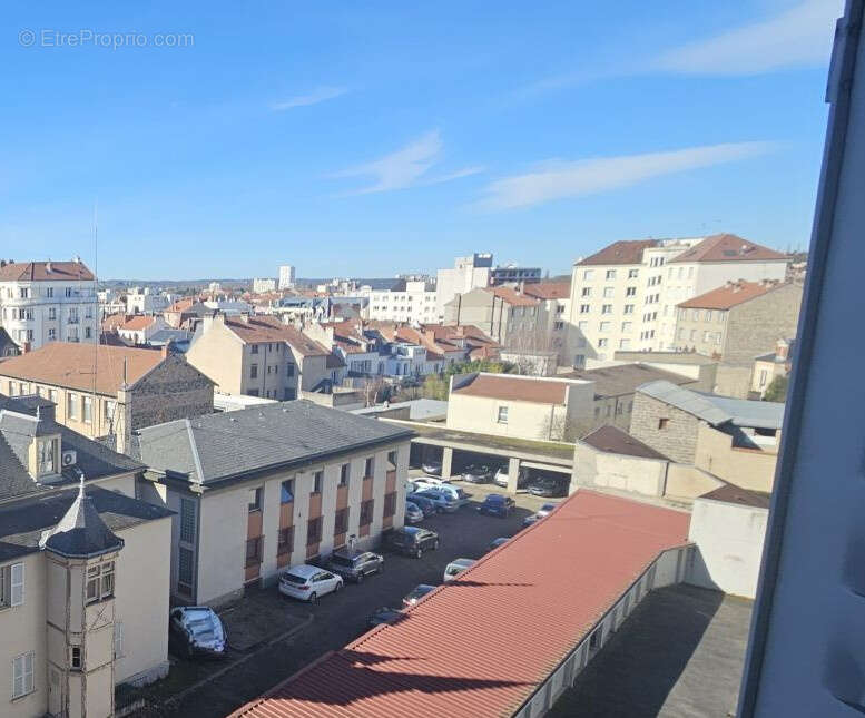 Coeur de ville - T3 - vue dégagée - très lumineux - photo 12