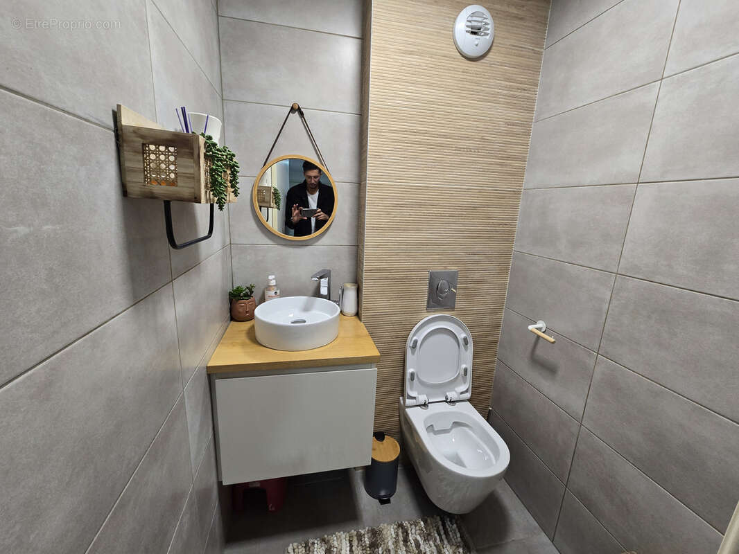 Appartement à SAINT-MARTIN-D'HERES