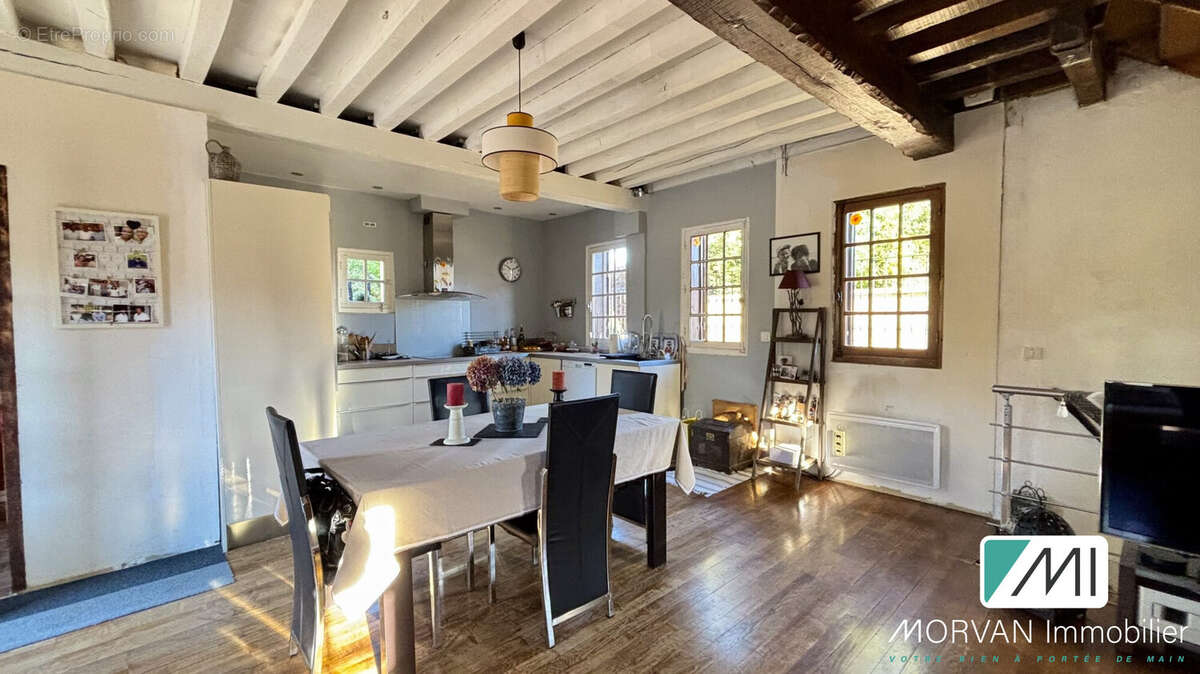 Maison à LA BOISSIERE-ECOLE