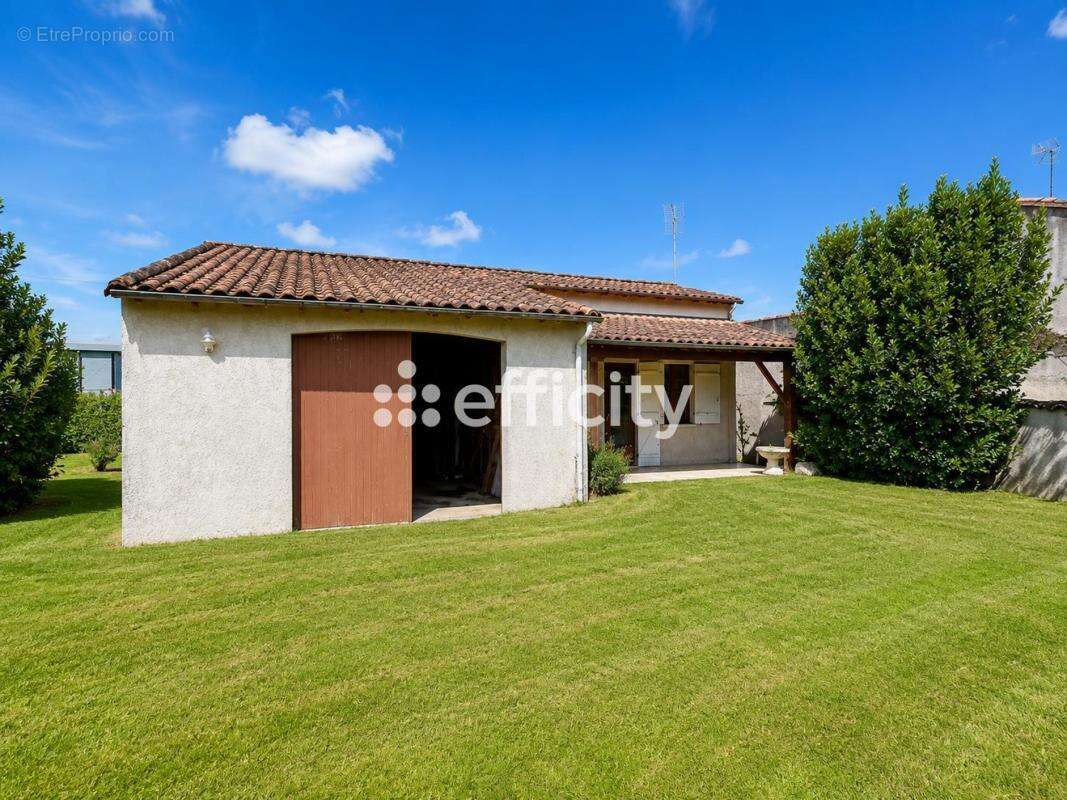 Maison 50 m² à Meschers-Sur-Gironde  - photo 2