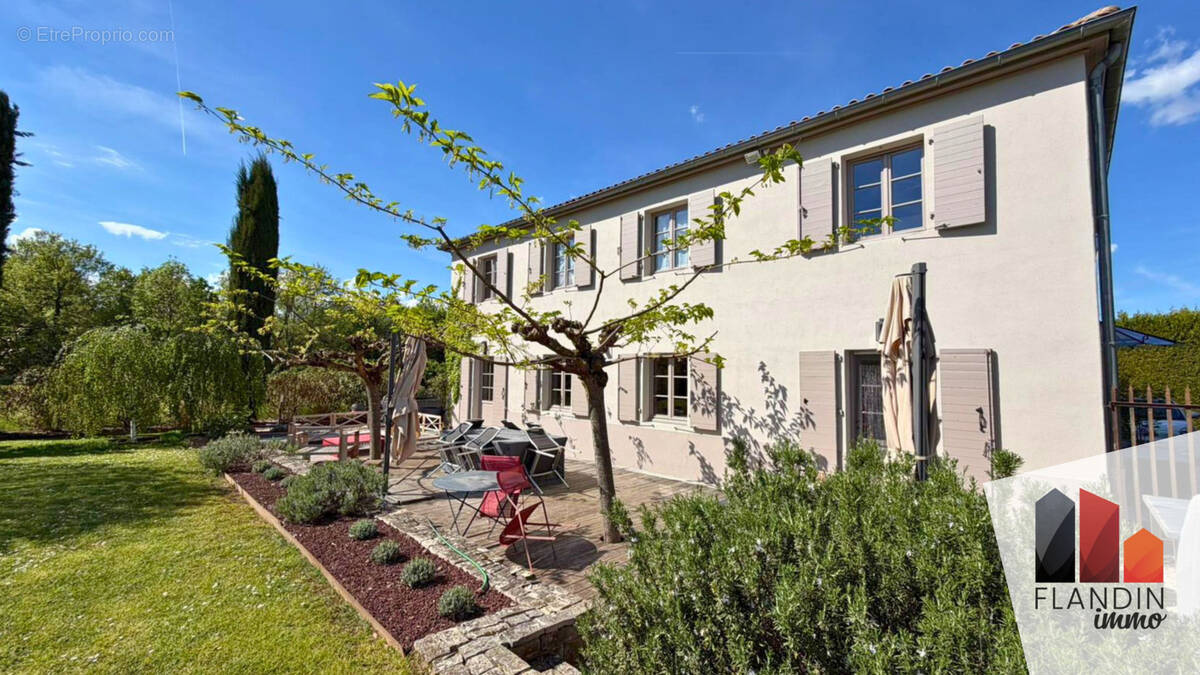 Maison à VOURLES