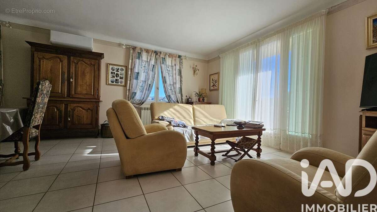 Photo 3 - Maison à BAGNOLS-SUR-CEZE