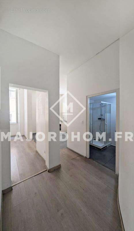 Appartement à MARSEILLE-2E