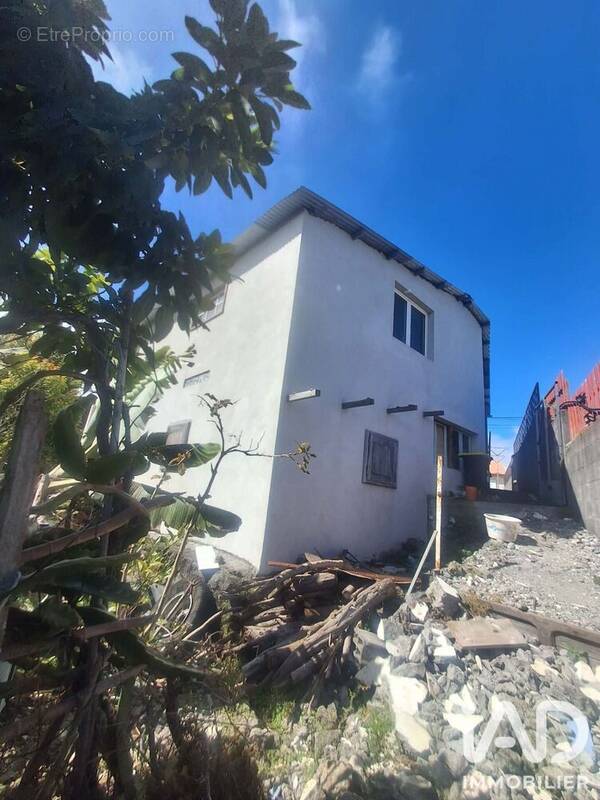 Photo 1 - Maison à SAINT-PIERRE