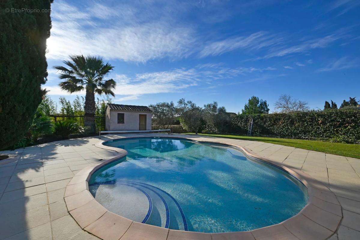 Maison à SAINT-GILLES