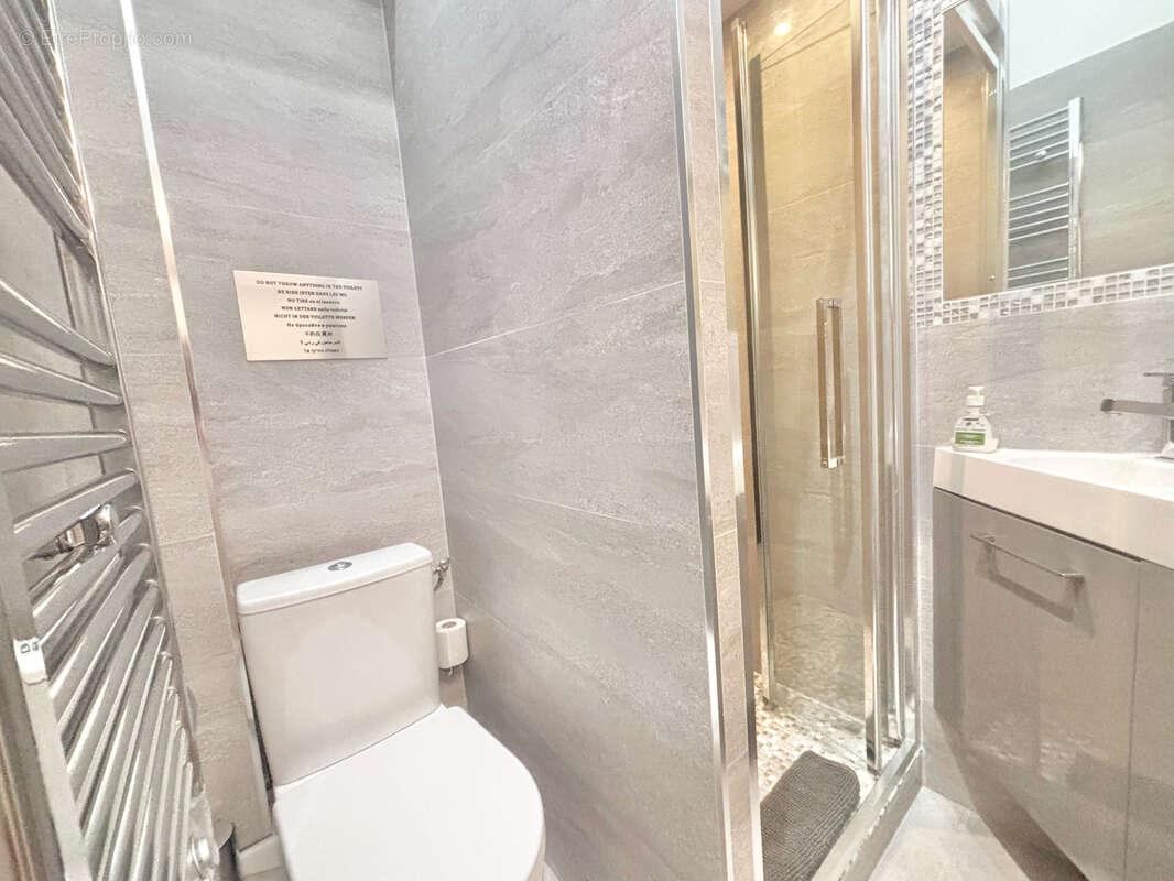 Cannes proche banane appartement de 13 m2 refait à neuf avec aperçu mer - photo 7
