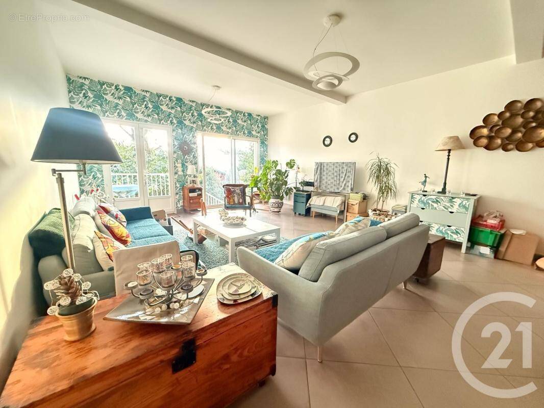 Appartement à FONTENAY-SOUS-BOIS