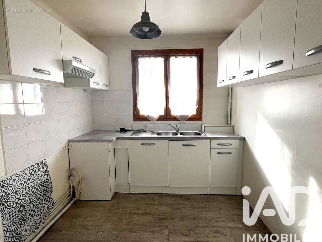 Photo 4 - Appartement à EPINAY-SUR-SEINE
