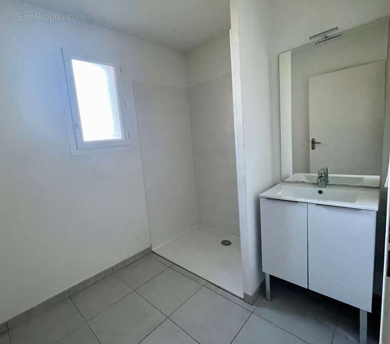 Appartement à CASTELGINEST