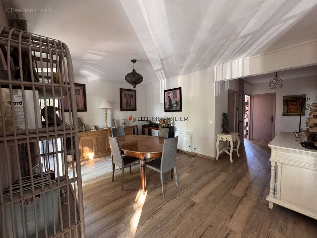 Appartement 108 m² à Perpignan  - photo 3