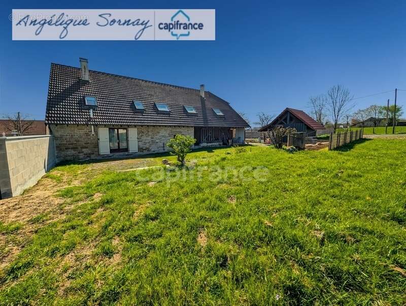 Maison à BLETTERANS