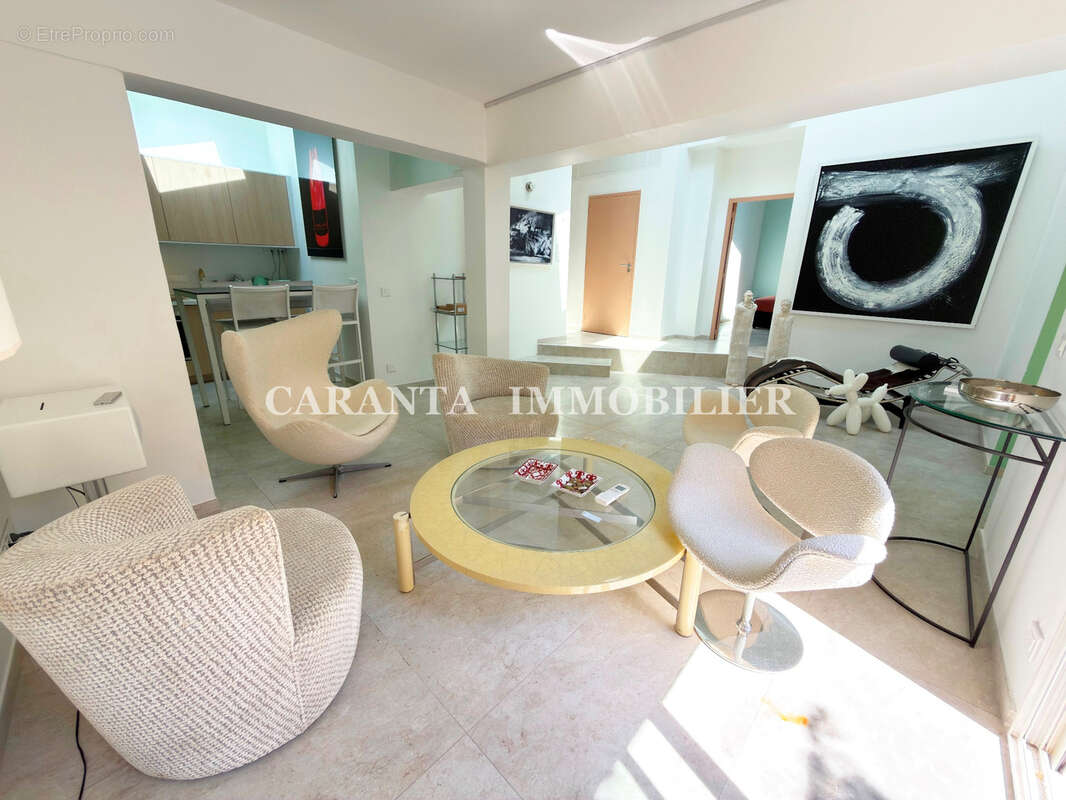 Vente appartement 4 pièces Sainte-Maxime 50m de la plage et 2 garages - photo 4