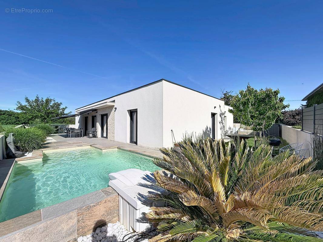 Maison à ROUSSILLON