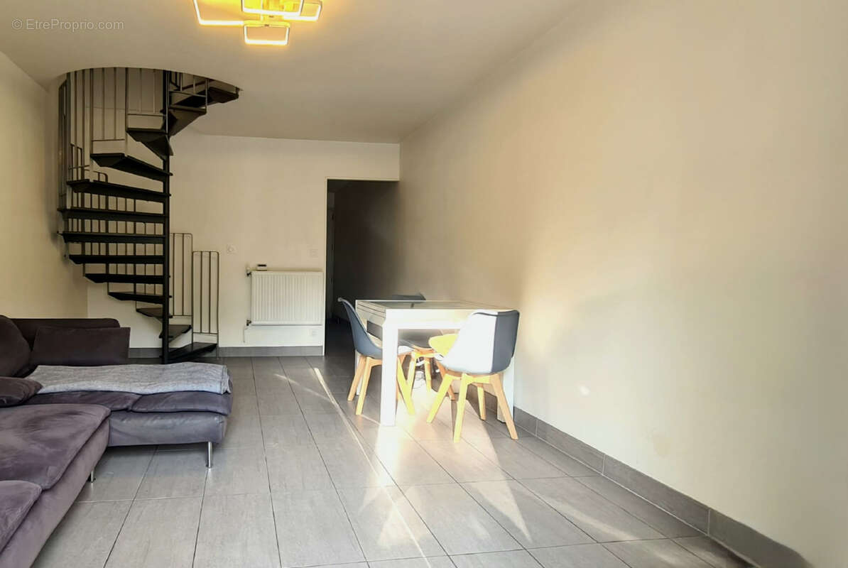 Maison à MONTIGNY-LES-CORMEILLES