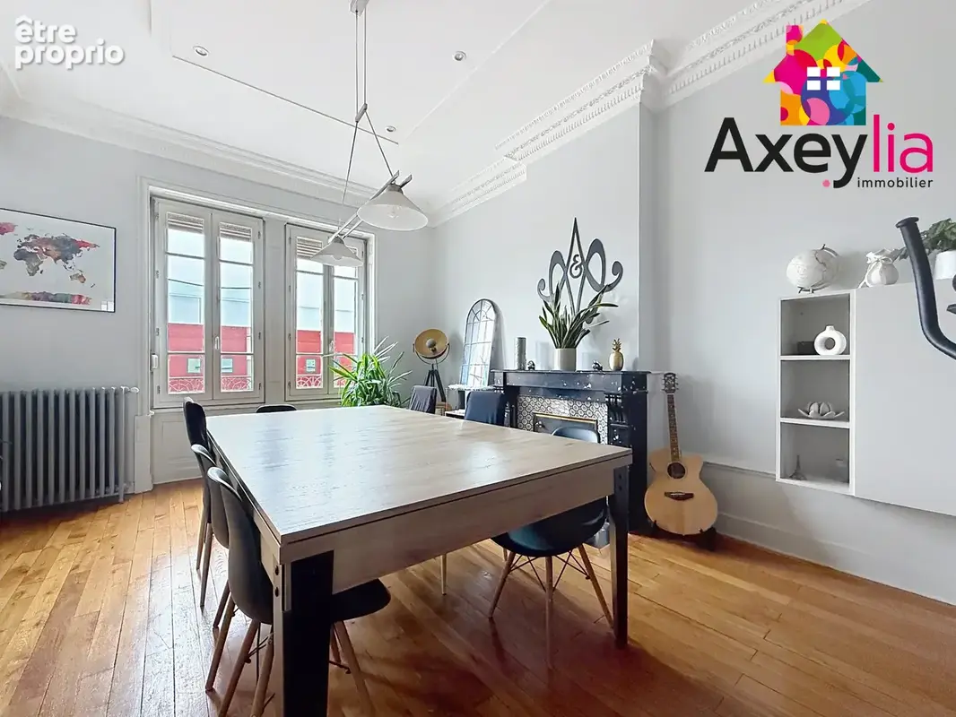 A vendre - roanne gare - appartement t3 style haussmannien avec deux chambres, deux greniers et cave - photo 12