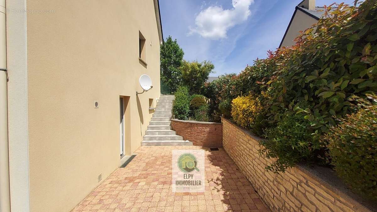 Maison à BAIN-DE-BRETAGNE