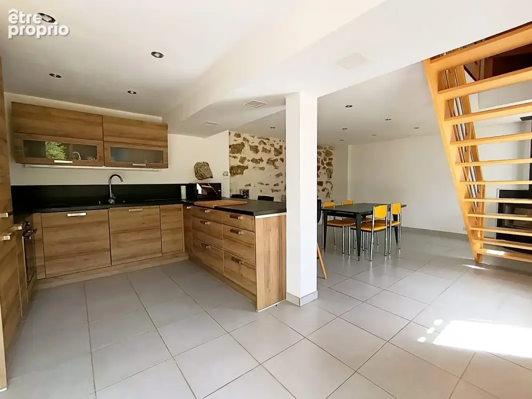 Maison 5 pièces 101 m² à vendre à Neoux (23200) - photo 3