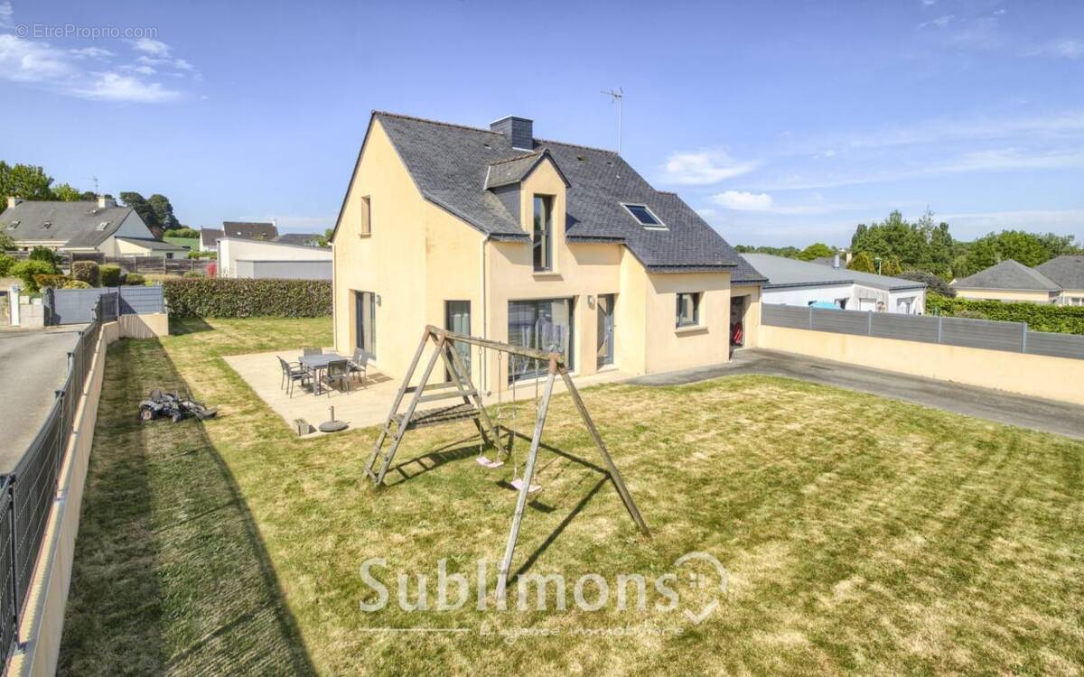 Maison à SERENT