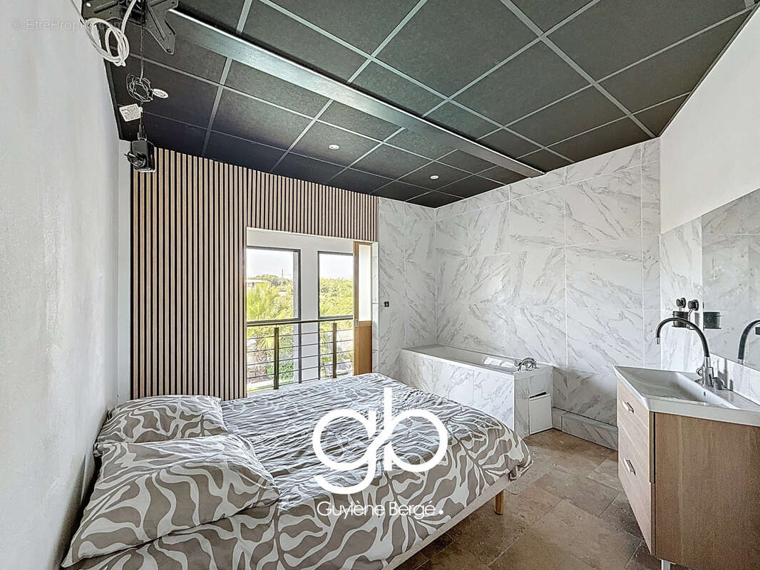 Maison à SAINT-AUNES