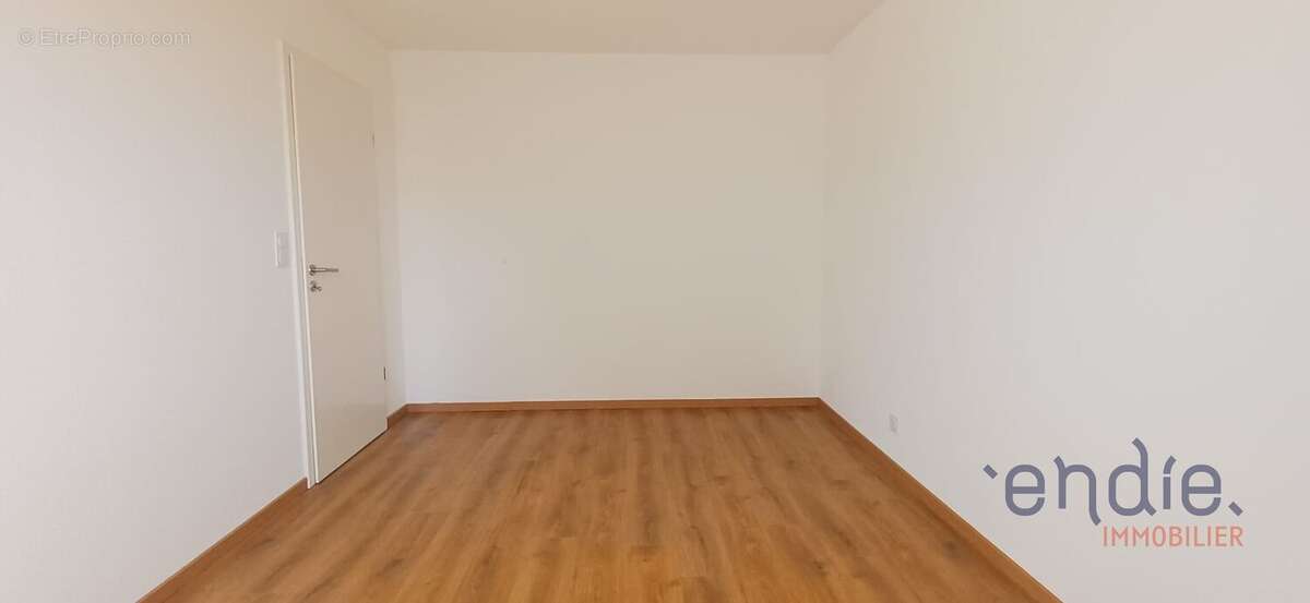 Appartement 3 pièces de 77,20 m² avec terrasse de 55 m² et jardin privatif de 146 m² - photo 15