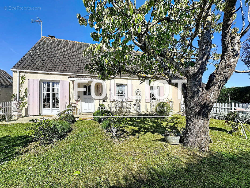 Maison à LION-SUR-MER
